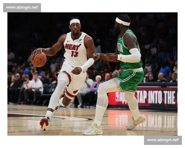 凯尔特人对决热火东部强强碰撞谁能掌控比赛走向关键之战引爆焦点